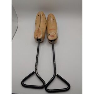 Red Head Wooden Shoe Tree Stretcher Form Women's Medium Adjustable